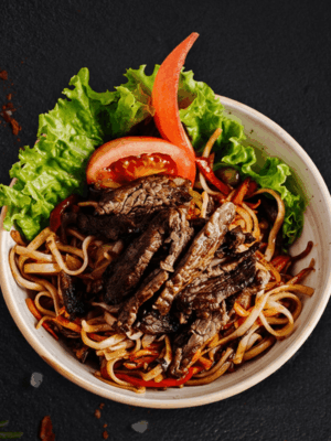 Beef Hakka Noodles (Thin)